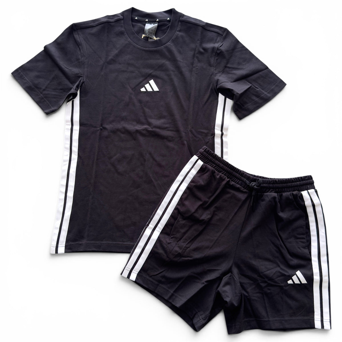 Outfit Adidas Basic Nero