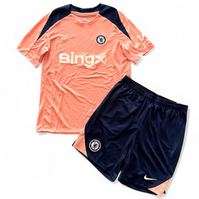Outfit Nike Chelsea Rosa