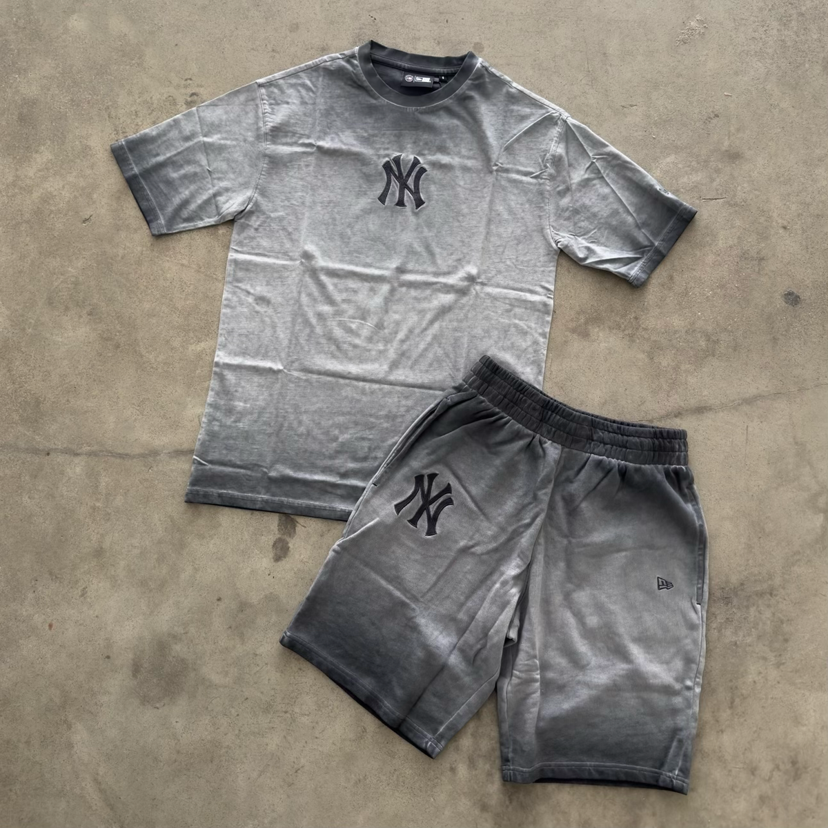 Outfit New Era NY Slavato Nero