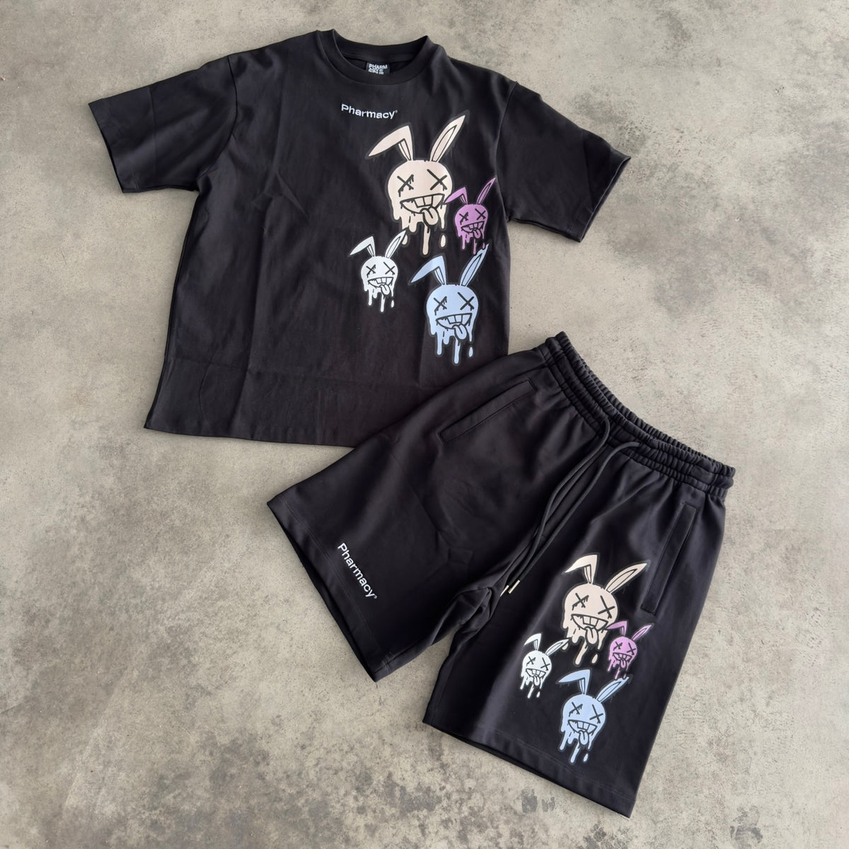 Outfit Pharmacy Nero