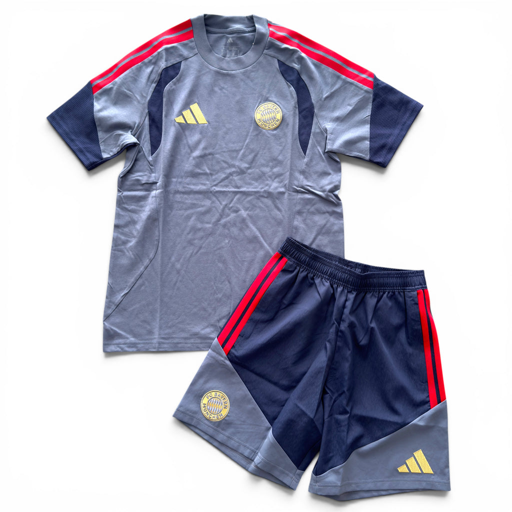 Outfit Adidas Bayern Monaco