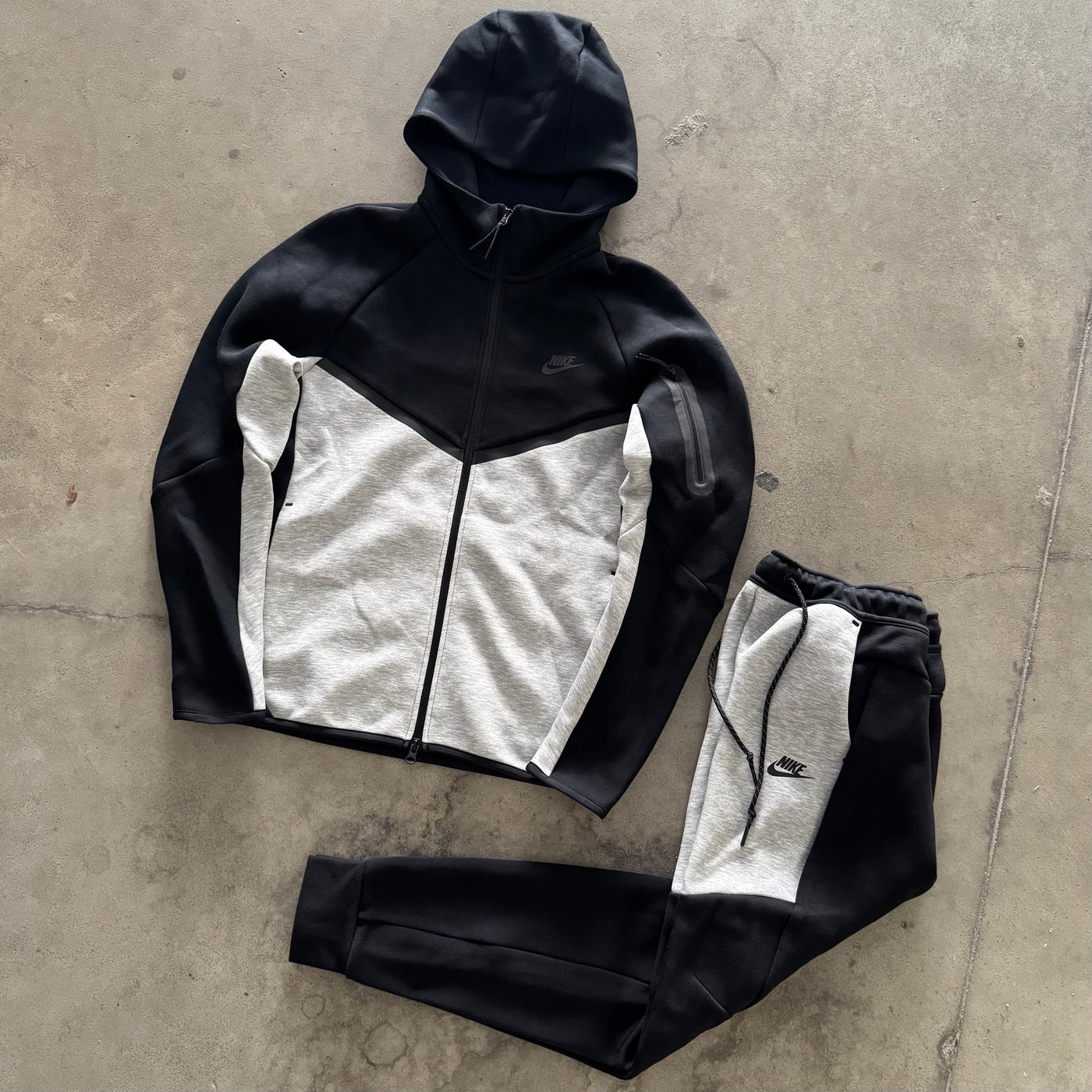 Tuta Nike Tech