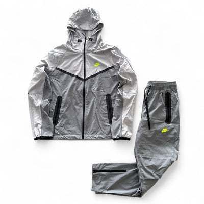 Tuta Nike Tech Windrunner Grigio