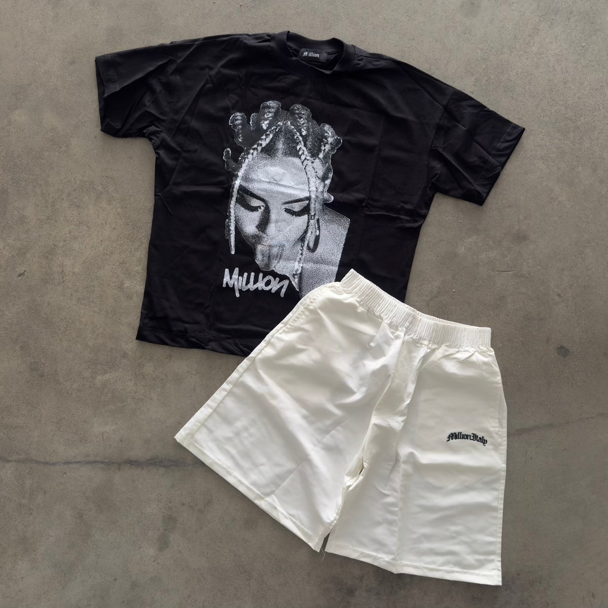 Outfit Million Muse Nero/Bianco