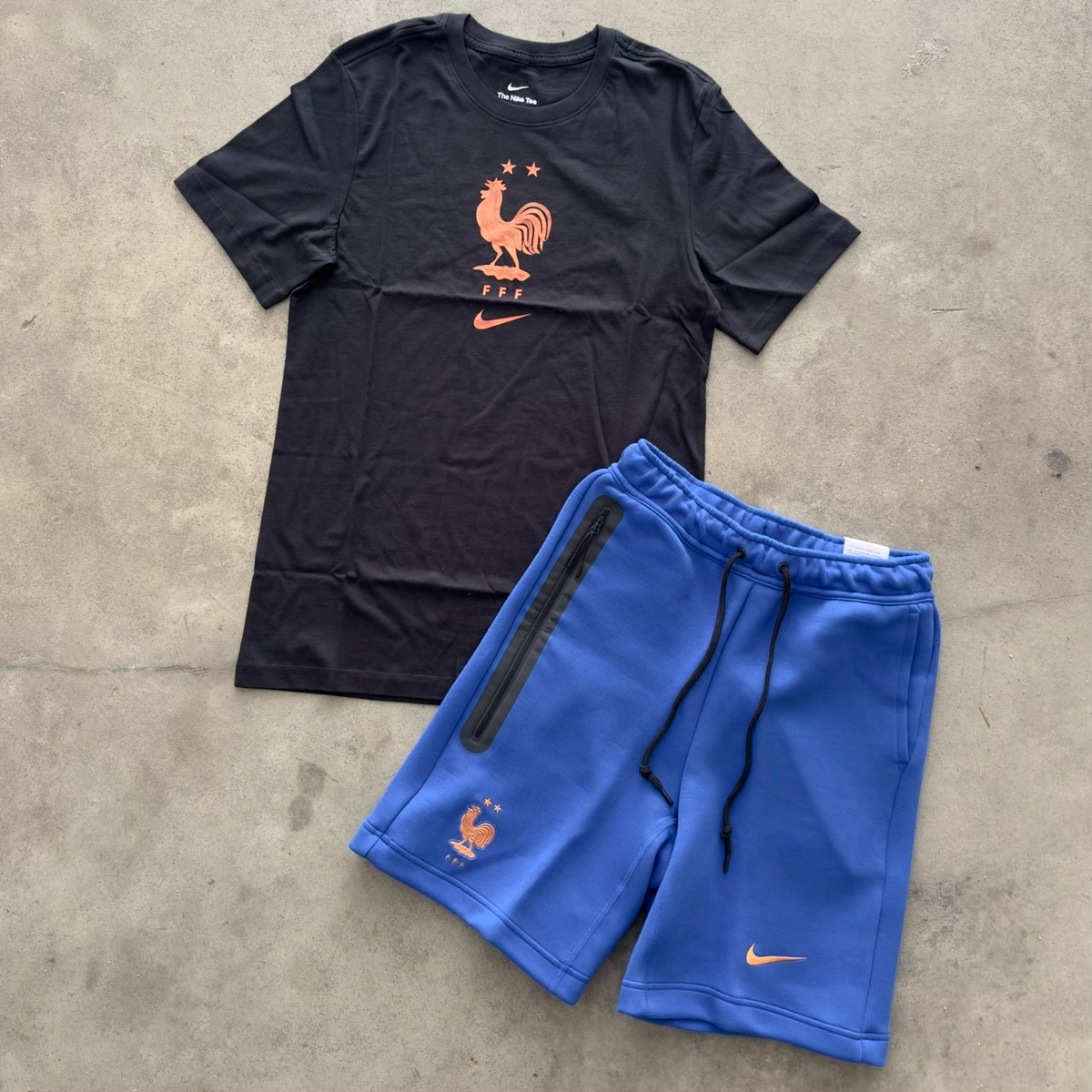 Outfit Nike Francia Tech