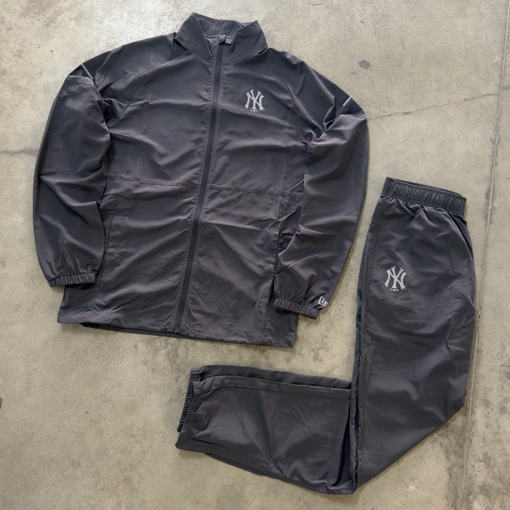 Tuta New Era NY 2026 Grigio
