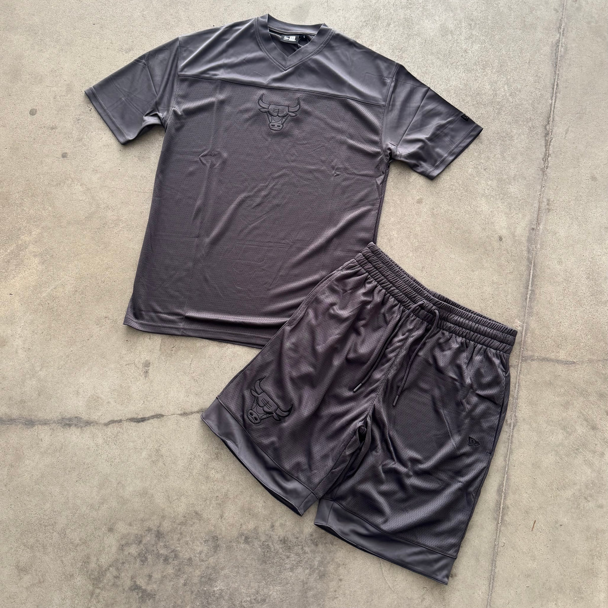 Outfit New Era Chicago Bulls a Costine Grigio