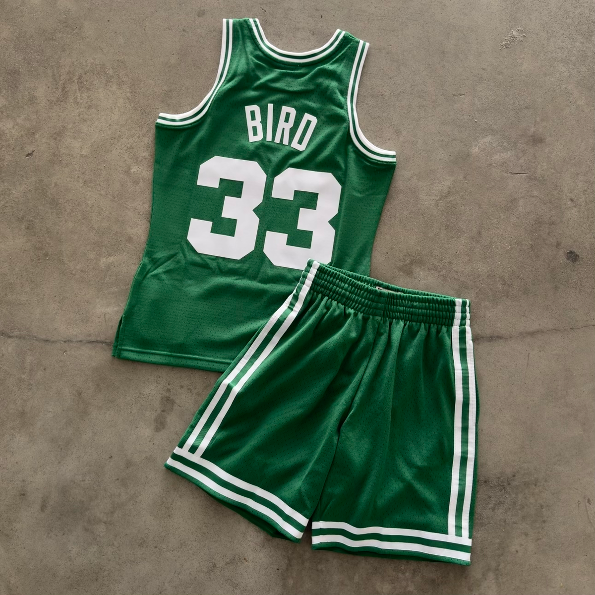 Outfit Mitchell And Ness Celtics Bird