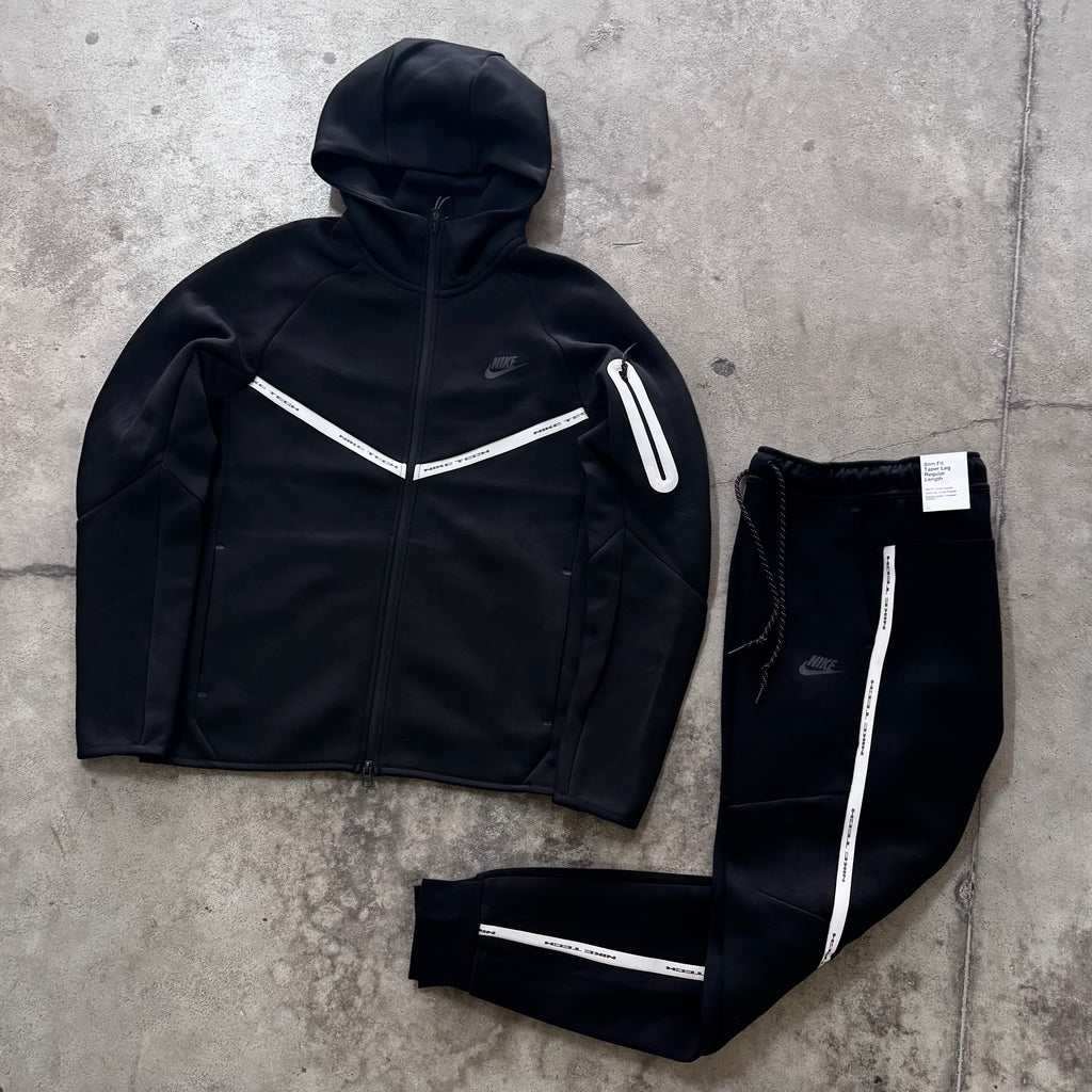 Tuta Nike Tech Fleece Rifrangente