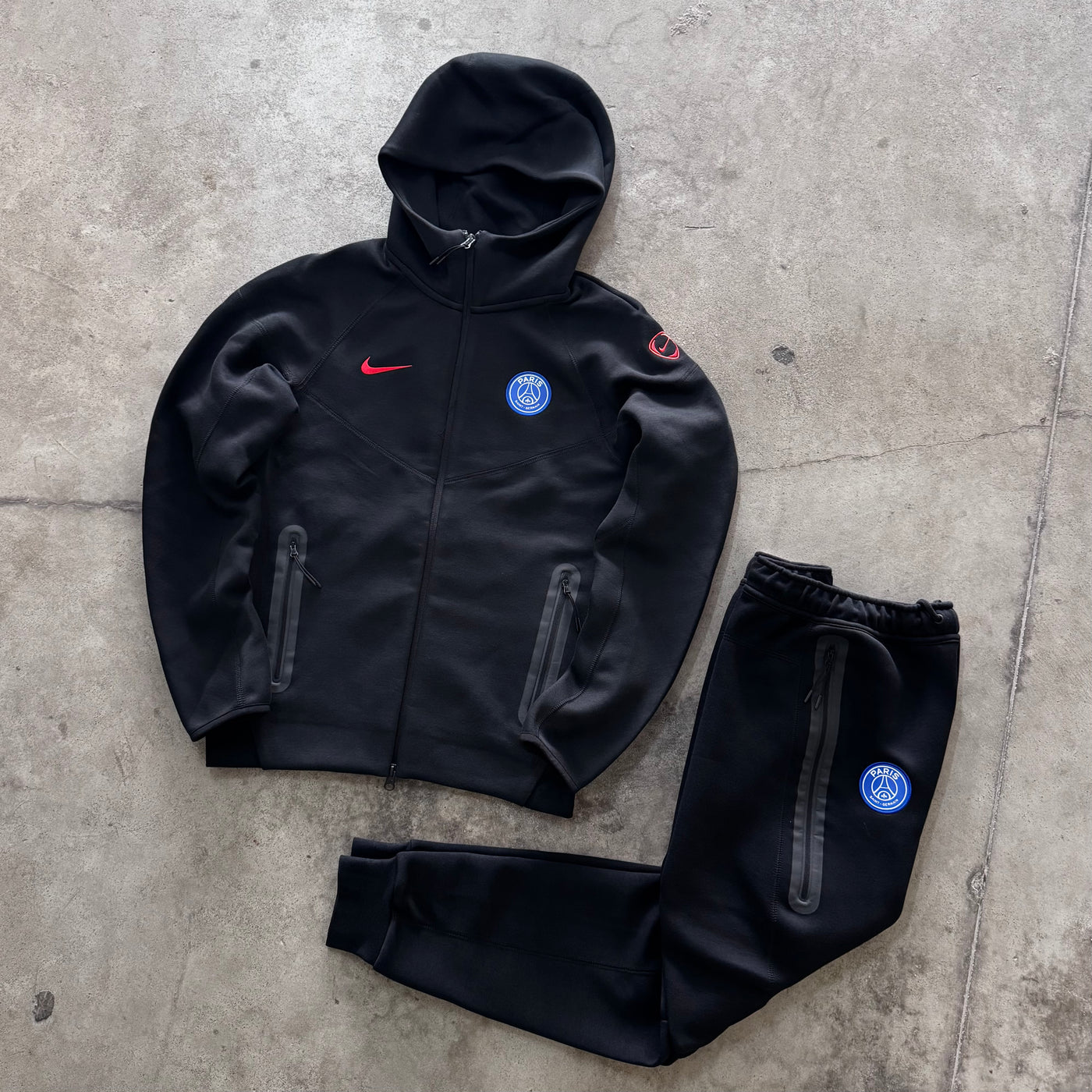 Tuta Nike Tech Fleece PSG