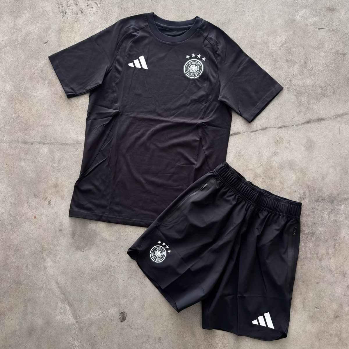 Outfit Adidas Germania Nero