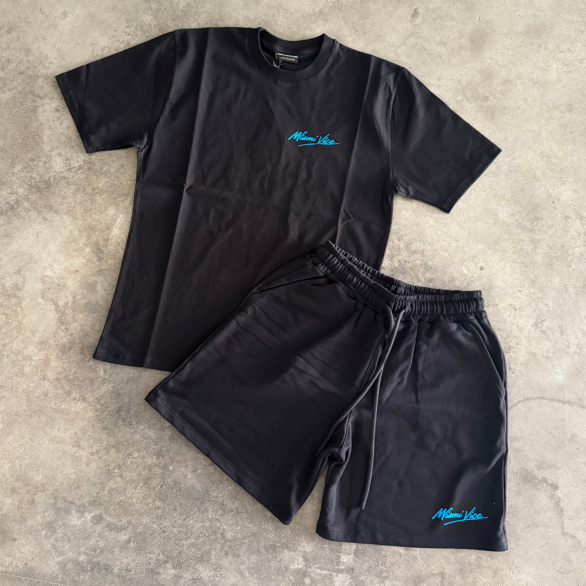 Outfit Diego Rodriguez Miami Vice Nero