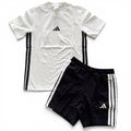 Outfit Adidas Basic Bianco