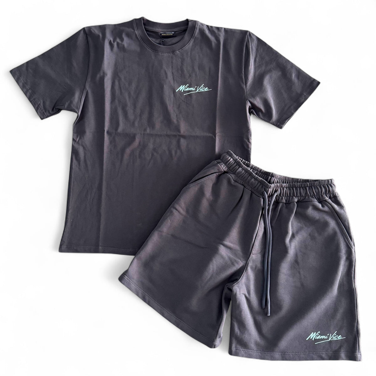 Outfit Diego Rodriguez Miami Vice Piombo