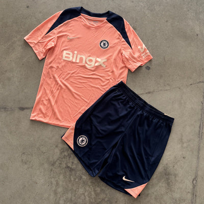 Outfit Nike Chelsea Rosa