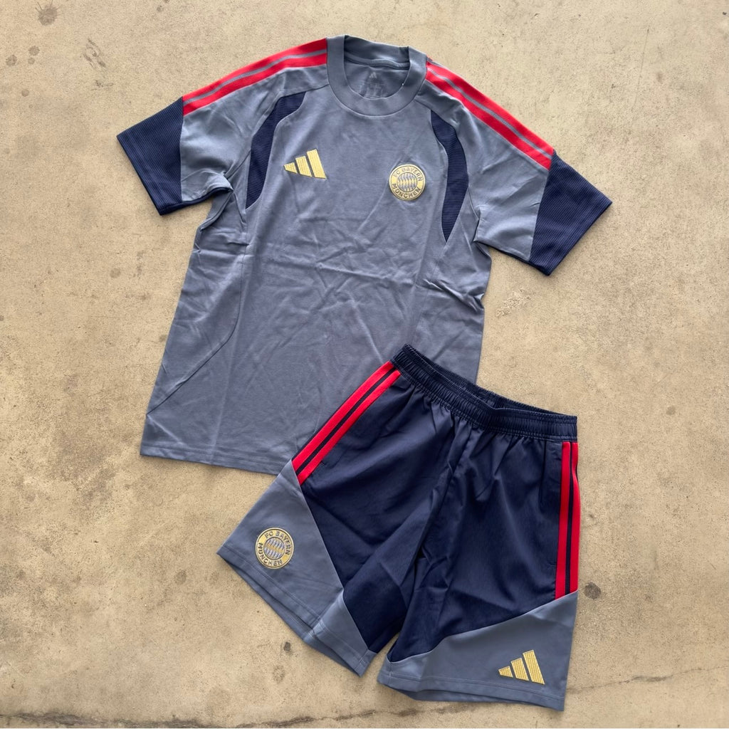 Outfit Adidas Bayern Monaco