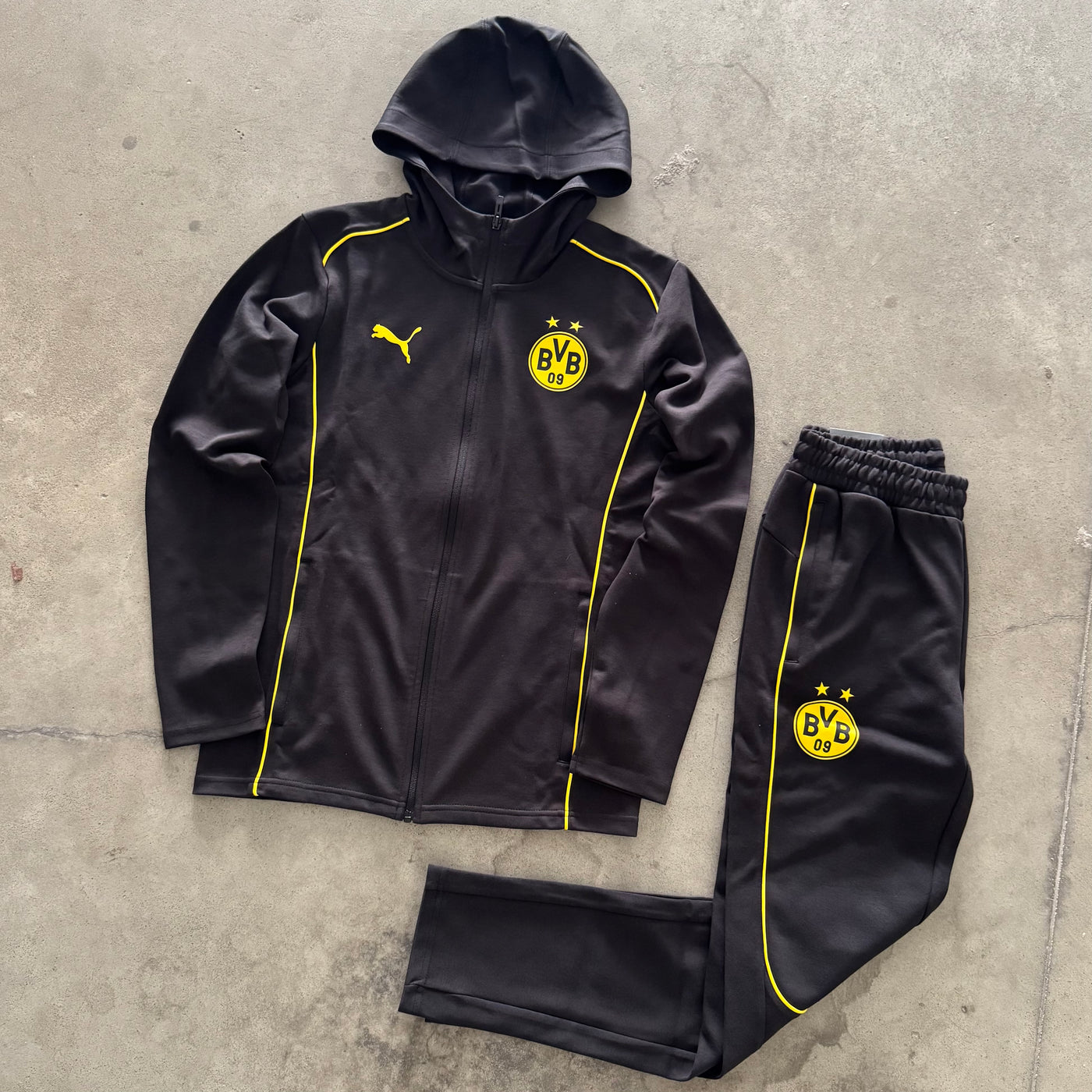 Tuta Puma Borussia Dortmund con Cappuccio