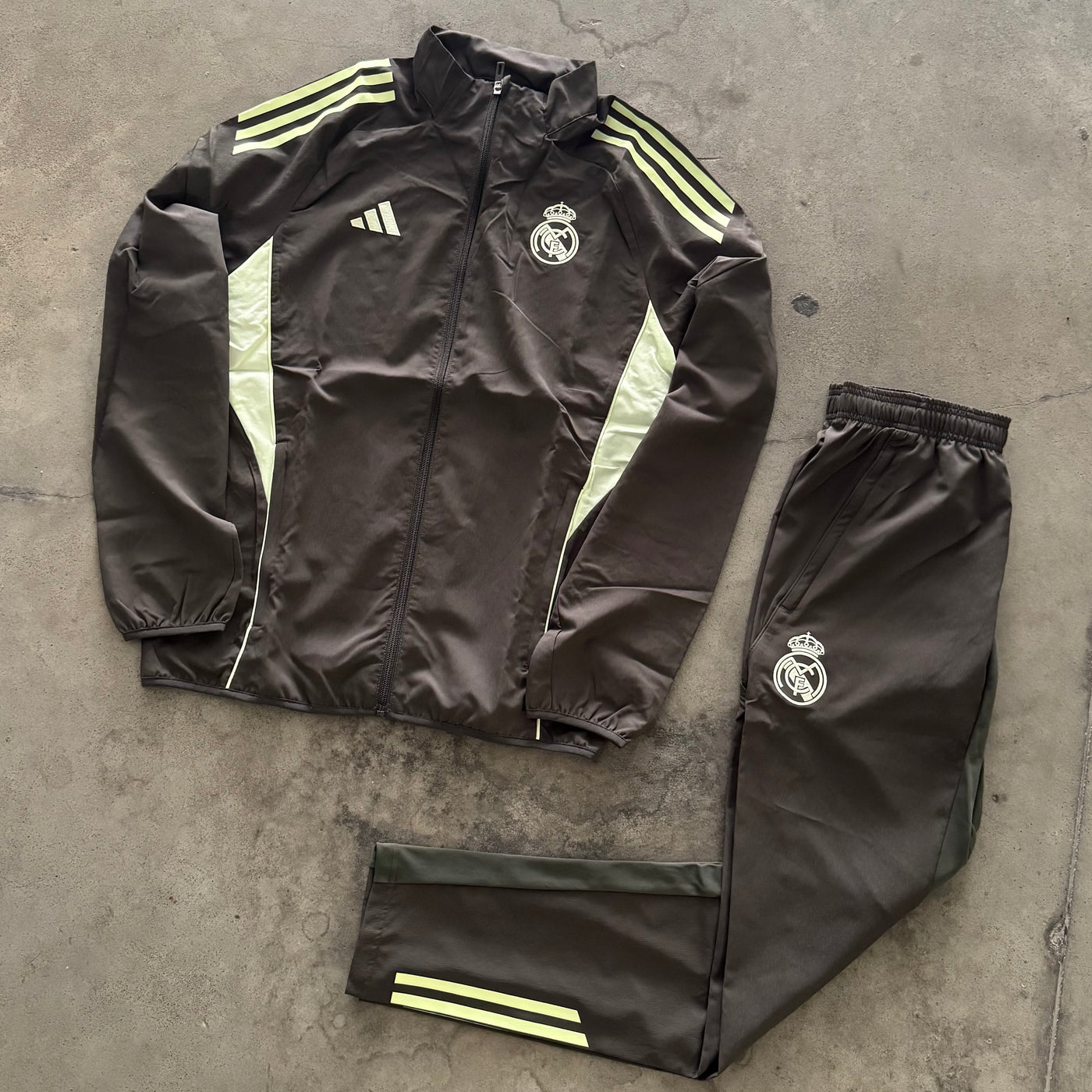 Tuta Adidas Real Madrid 2026
