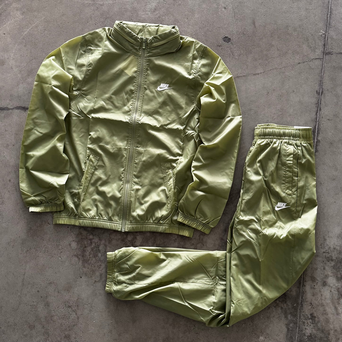 Tuta Nike Club Verde