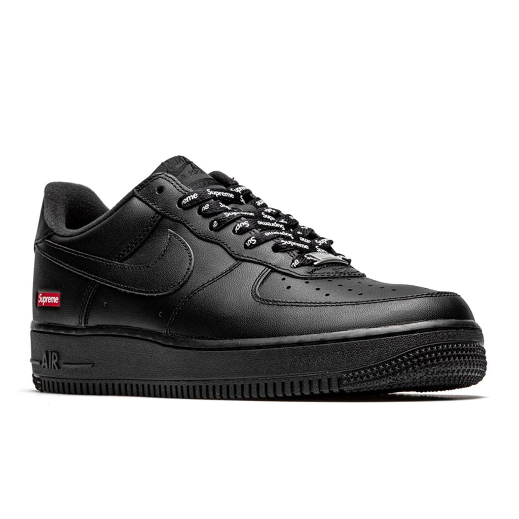 Air Force 1 Low Black Supreme