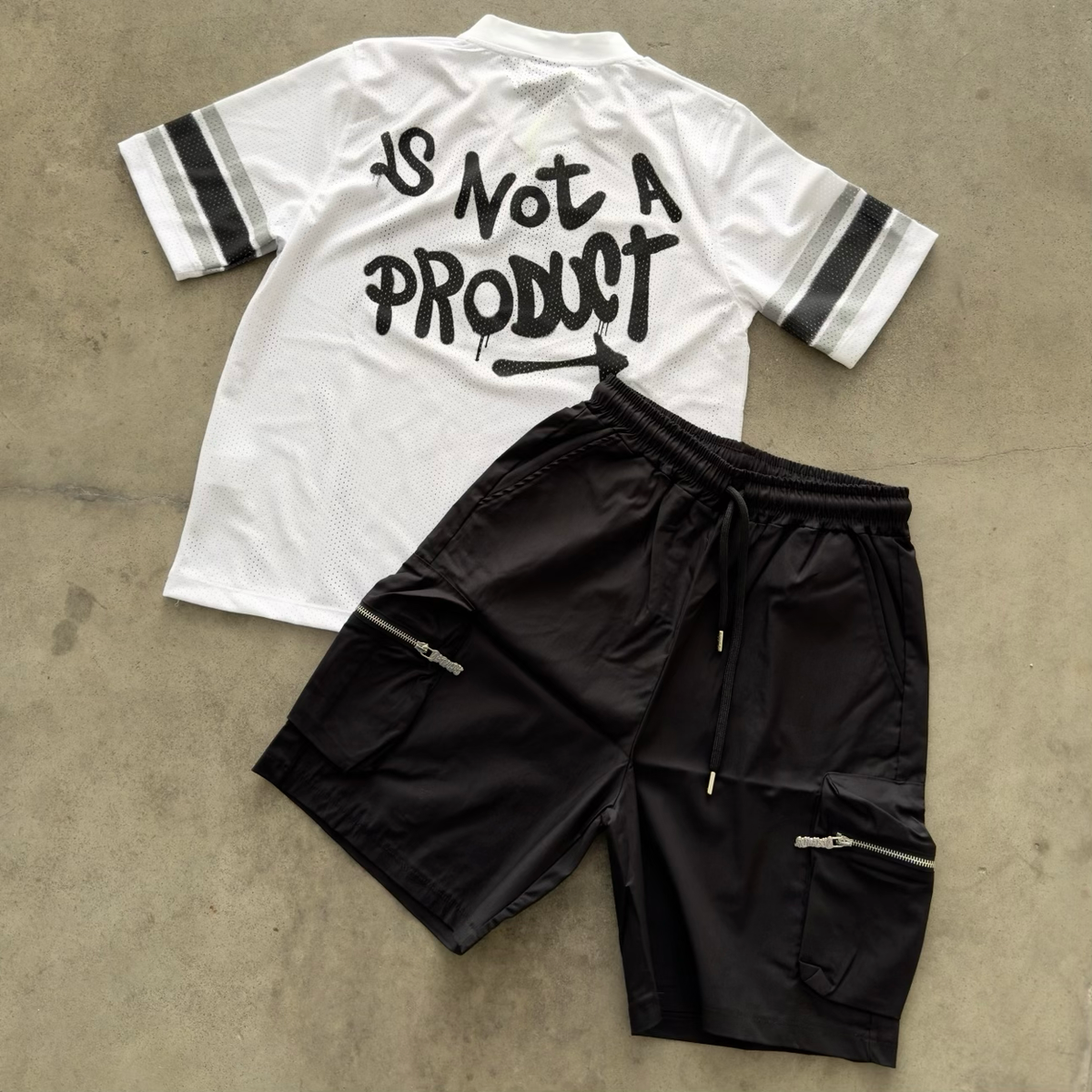 Outfit Disclaimer In Rete 2026
