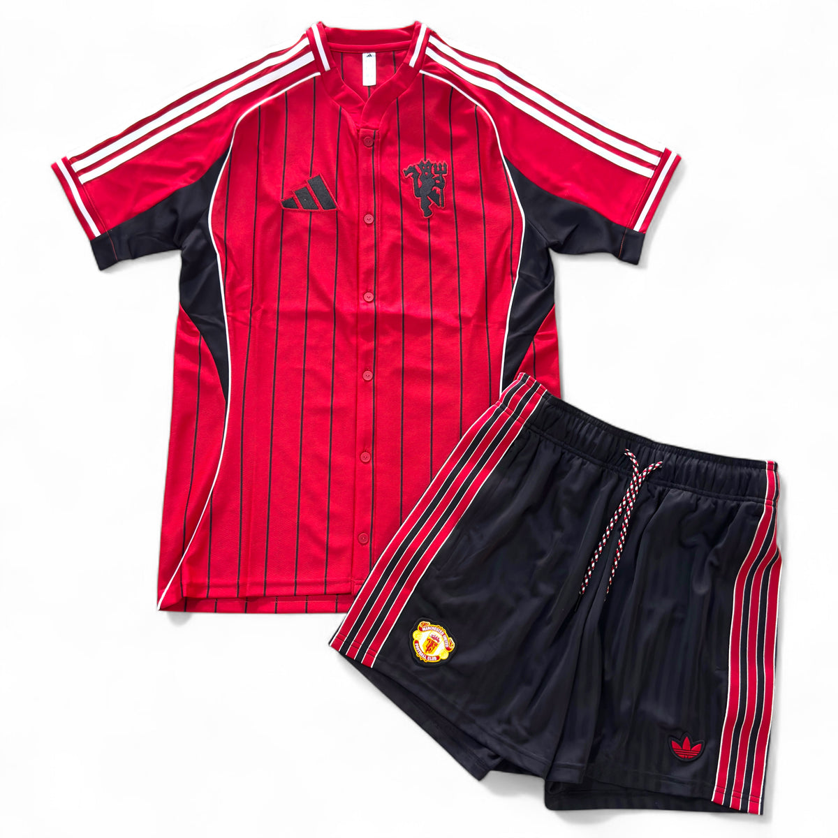 Outfit Adidas Manchester United Camicia