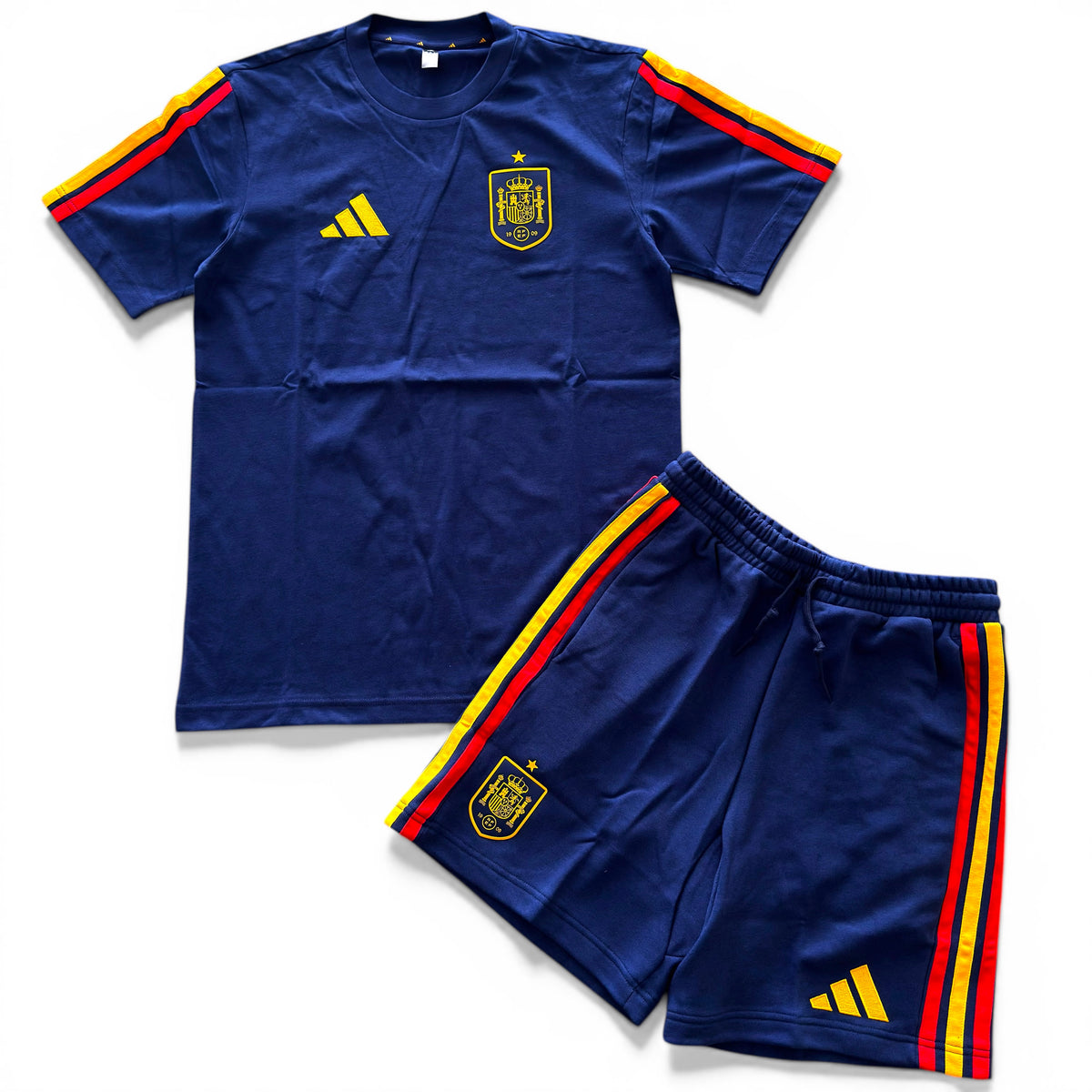 Outfit Adidas Spagna Blu