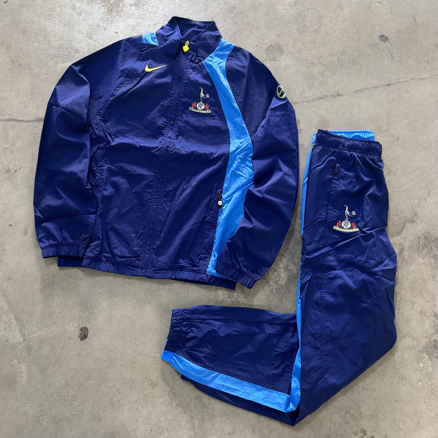 Tuta Nike T90 Tottenham con Zip 2026