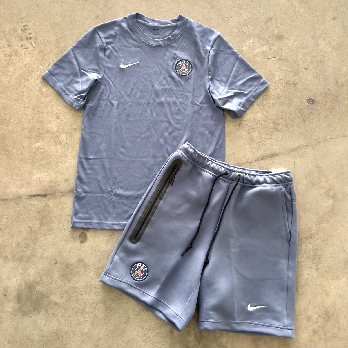 Outfit Nike PSG Tech