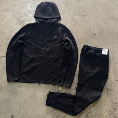 Tuta Nike Tech Felpata Nero