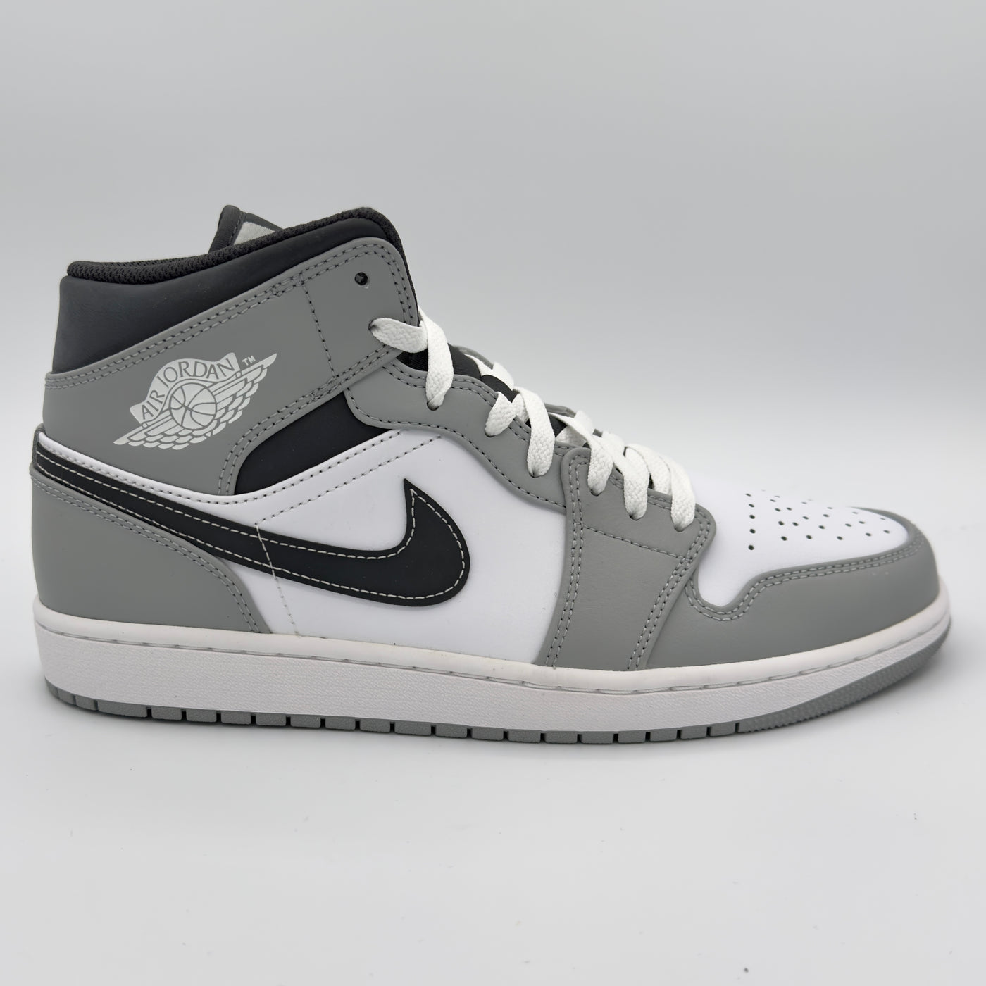 Air Jordan 1 Mid Light Smoke Grey Anthracite