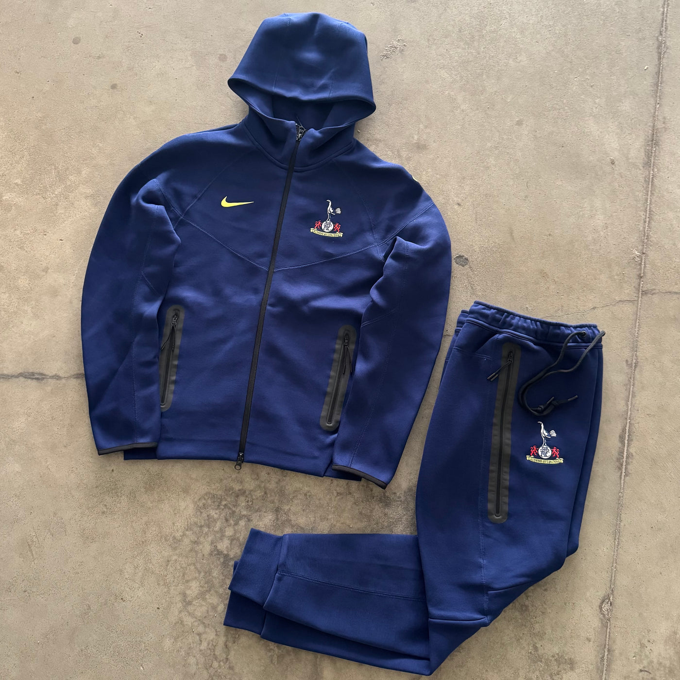 Tuta Nike Tech Fleece Tottenham