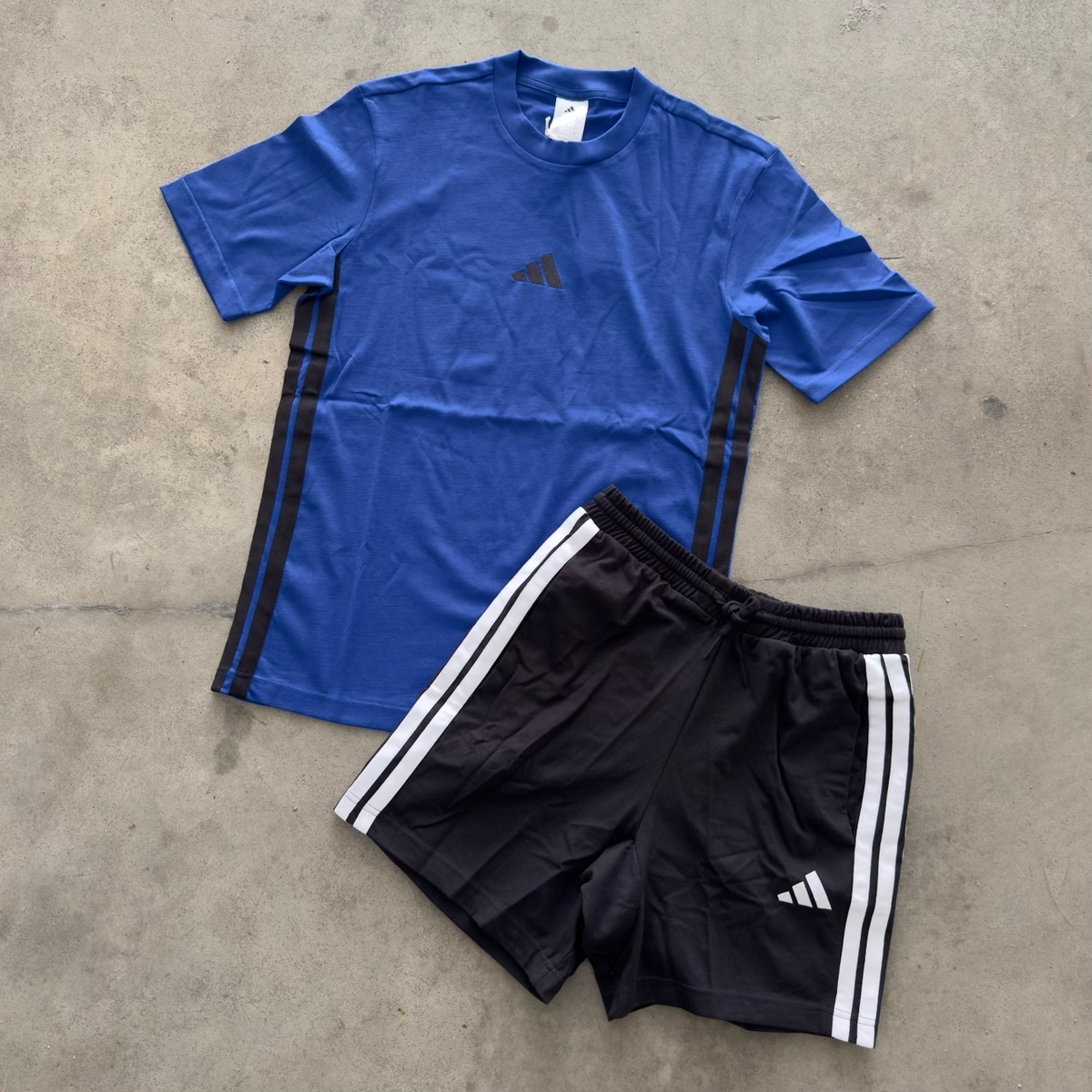 Outfit Adidas Basic Royal