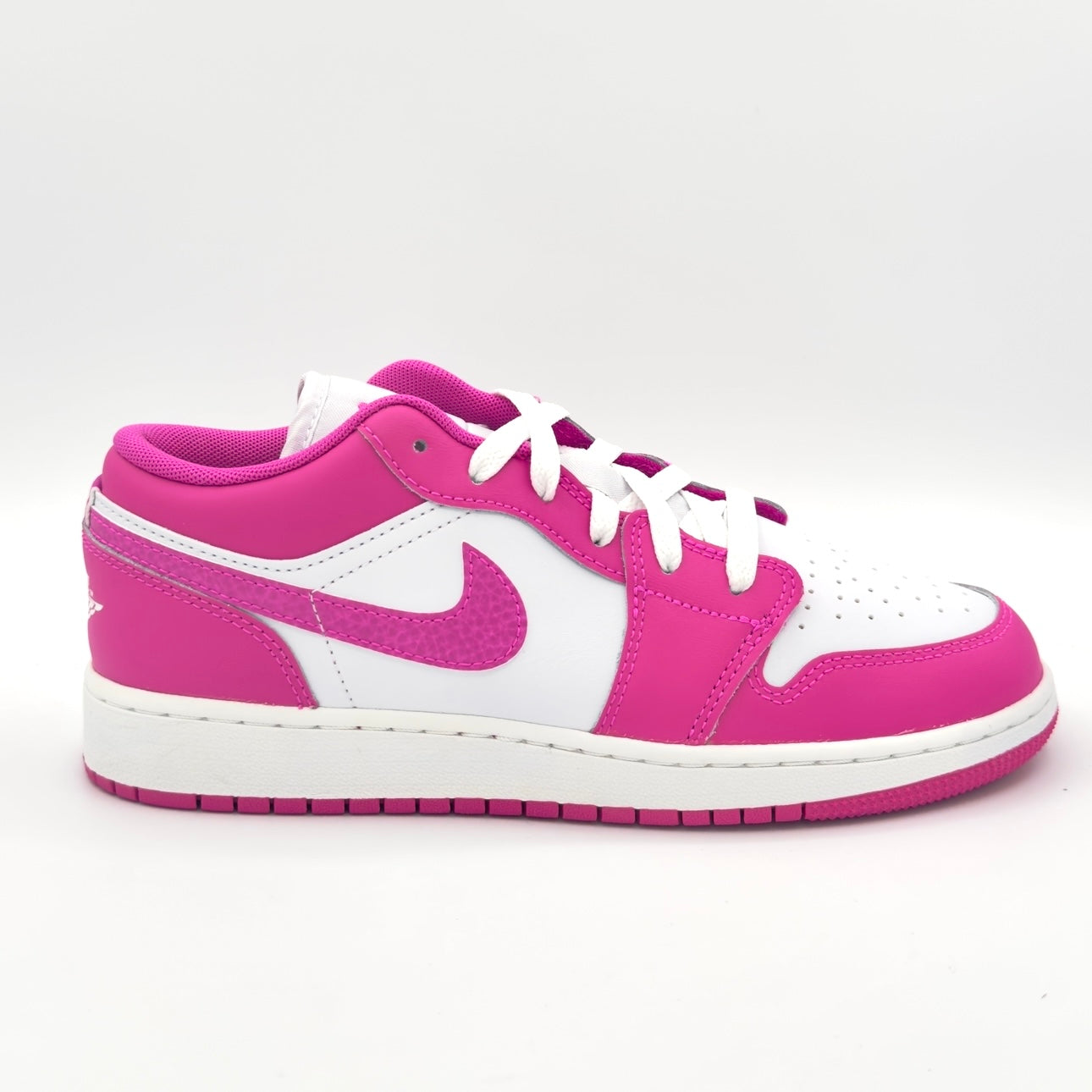 Air Jordan 1 Low Fire Pink