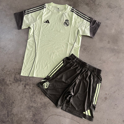 Outfit Adidas Real Madrid