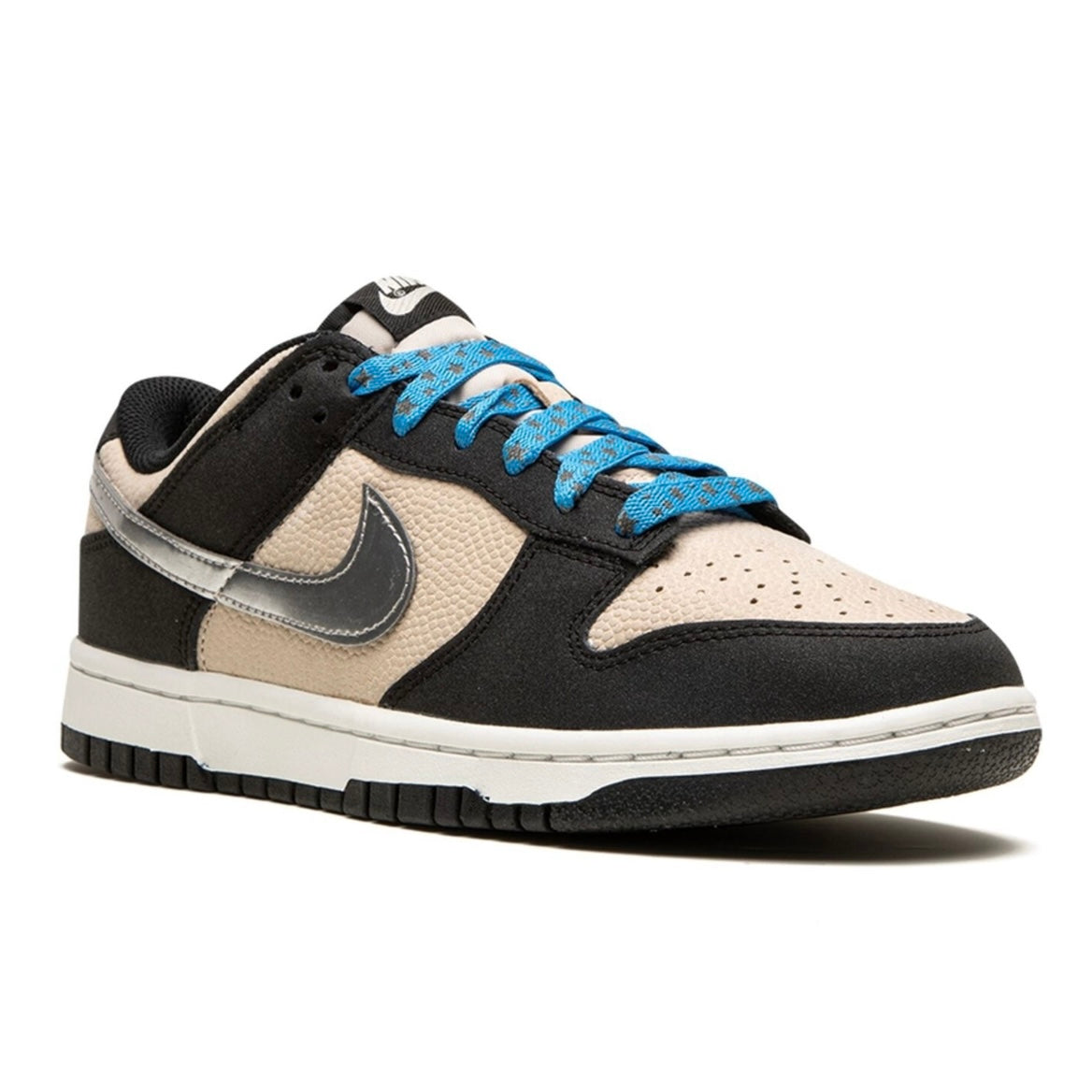 Nike Dunk Low Starry Laces