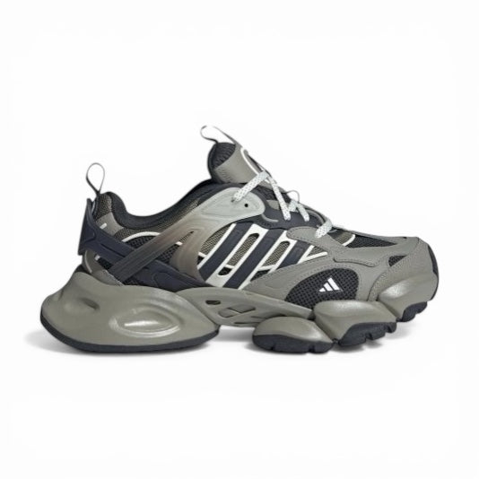 Adidas XLG Runner Deluxe Carbon