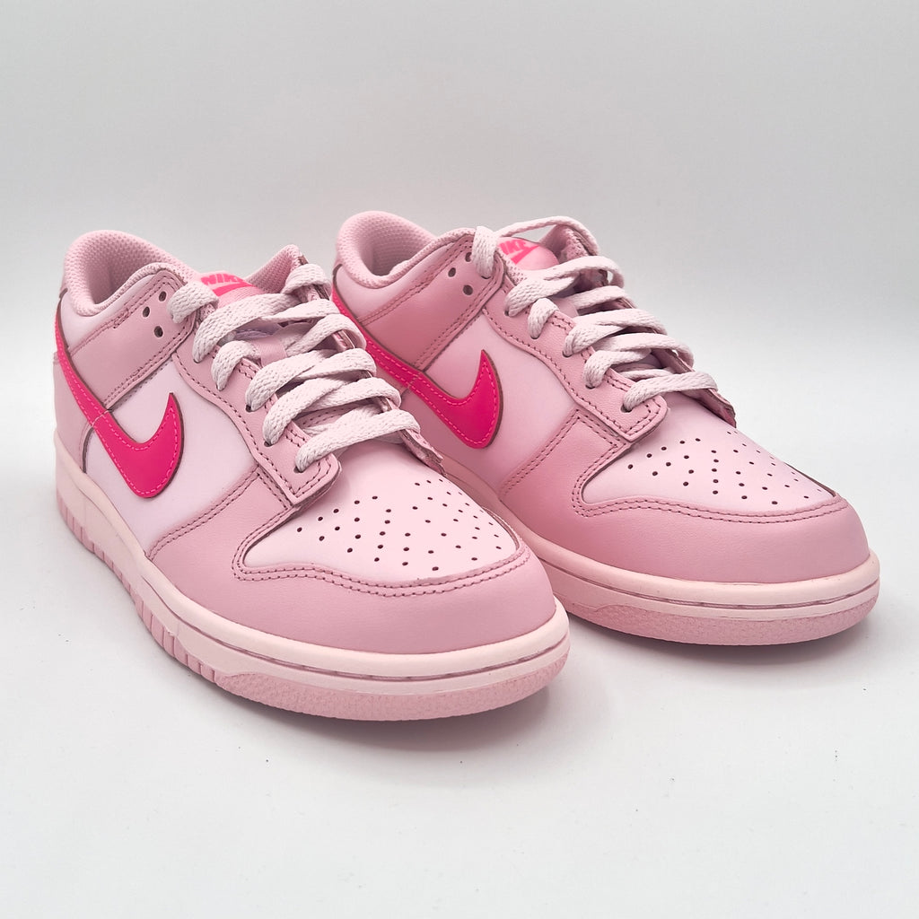 Nike Dunk Low Triple Pink
