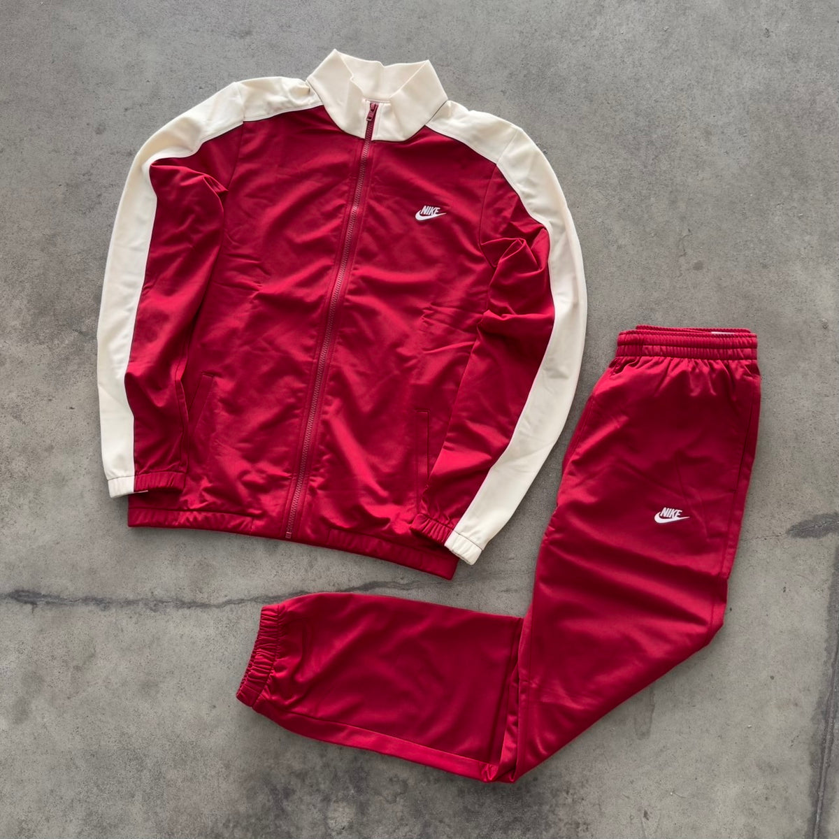 Tuta Nike Club Rosso