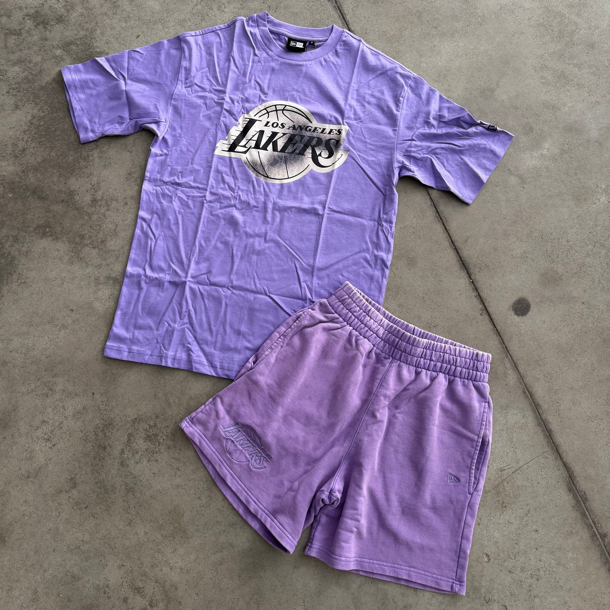 Outfit New Era Lakers Lavanda