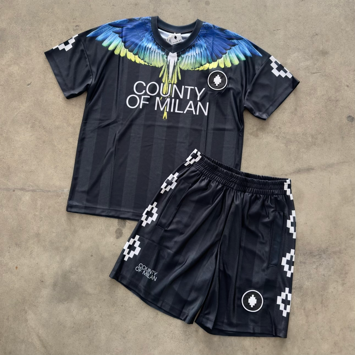 Outfit Marcelo Burlon Nero Acetato 086