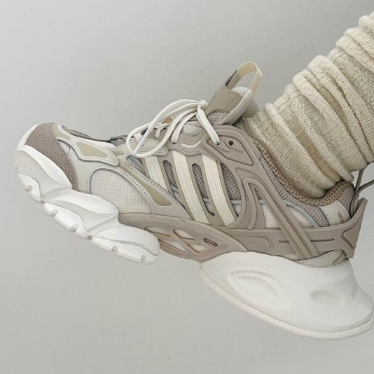 Adidas XLG Runner Deluxe Beige