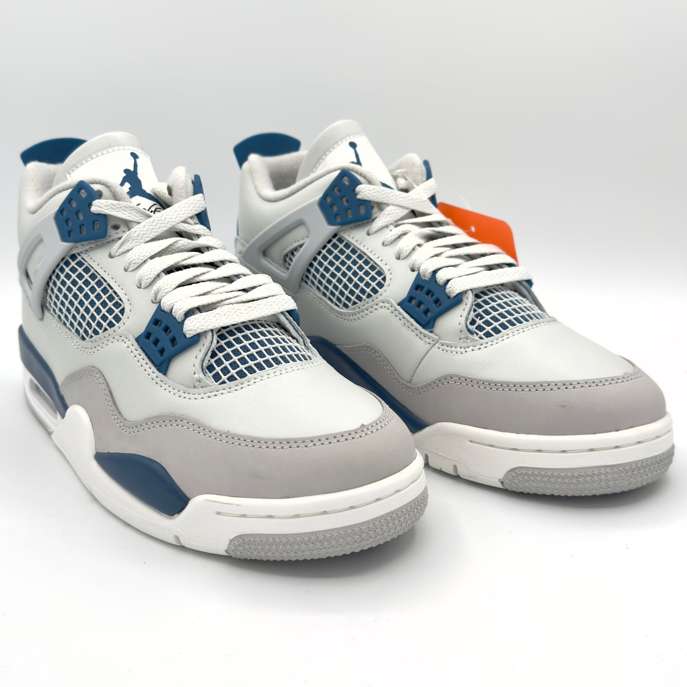 Air Jordan 4 Military Blue