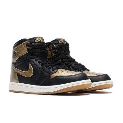 Air Jordan 1 Hi OG Metallic Gold