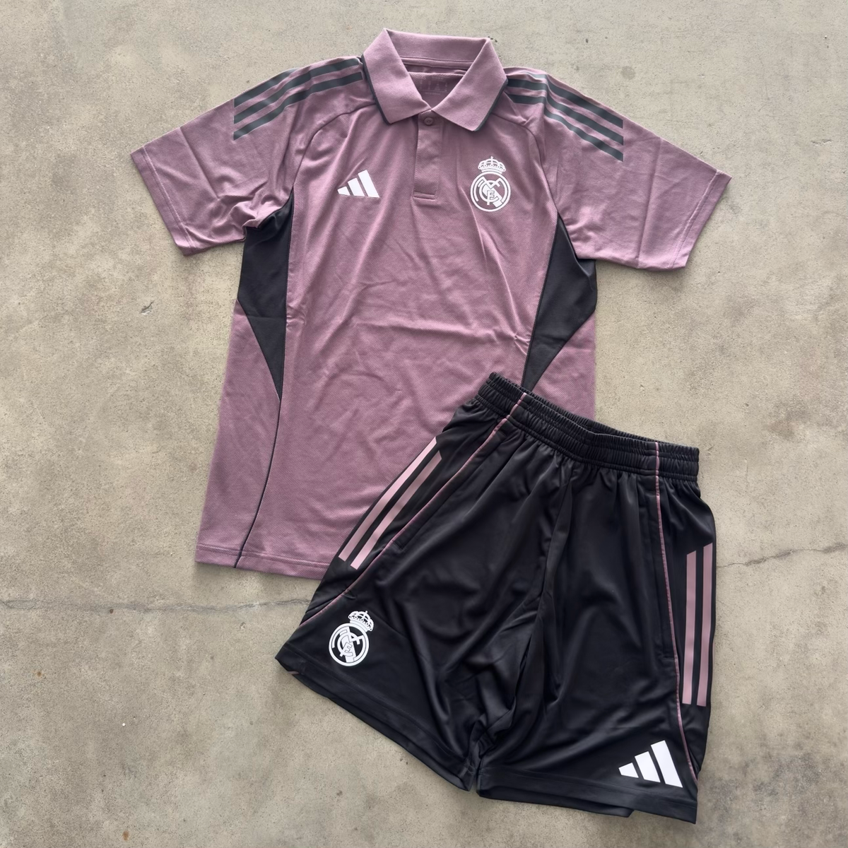 Outfit Adidas Real Madrid Polo Viola