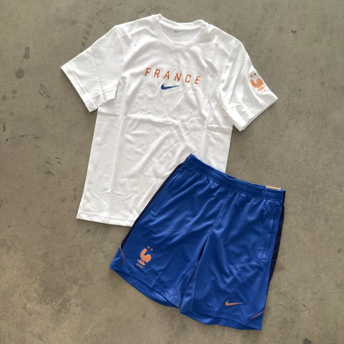 Outfit Nike Francia Primary