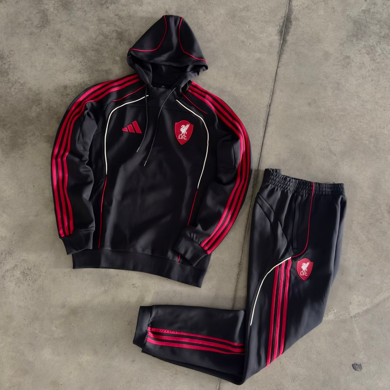 Tuta Adidas Liverpool 2026 Felpato