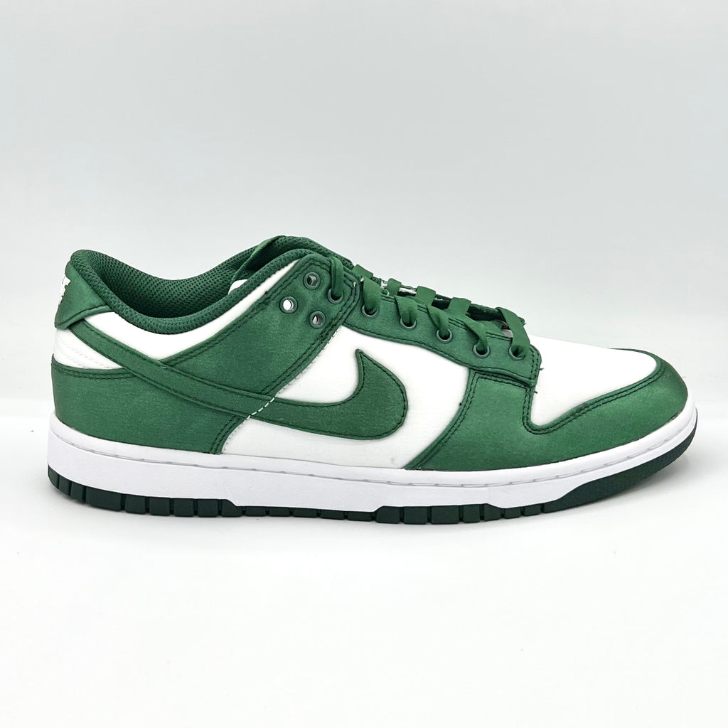 Nike Dunk Low Michigan State Satin
