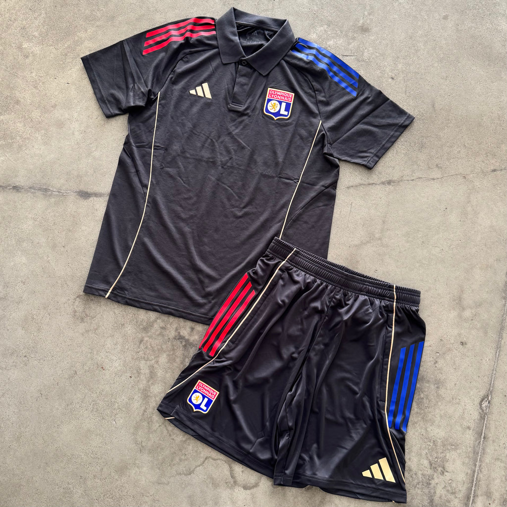 Outfit Adidas Lione Polo