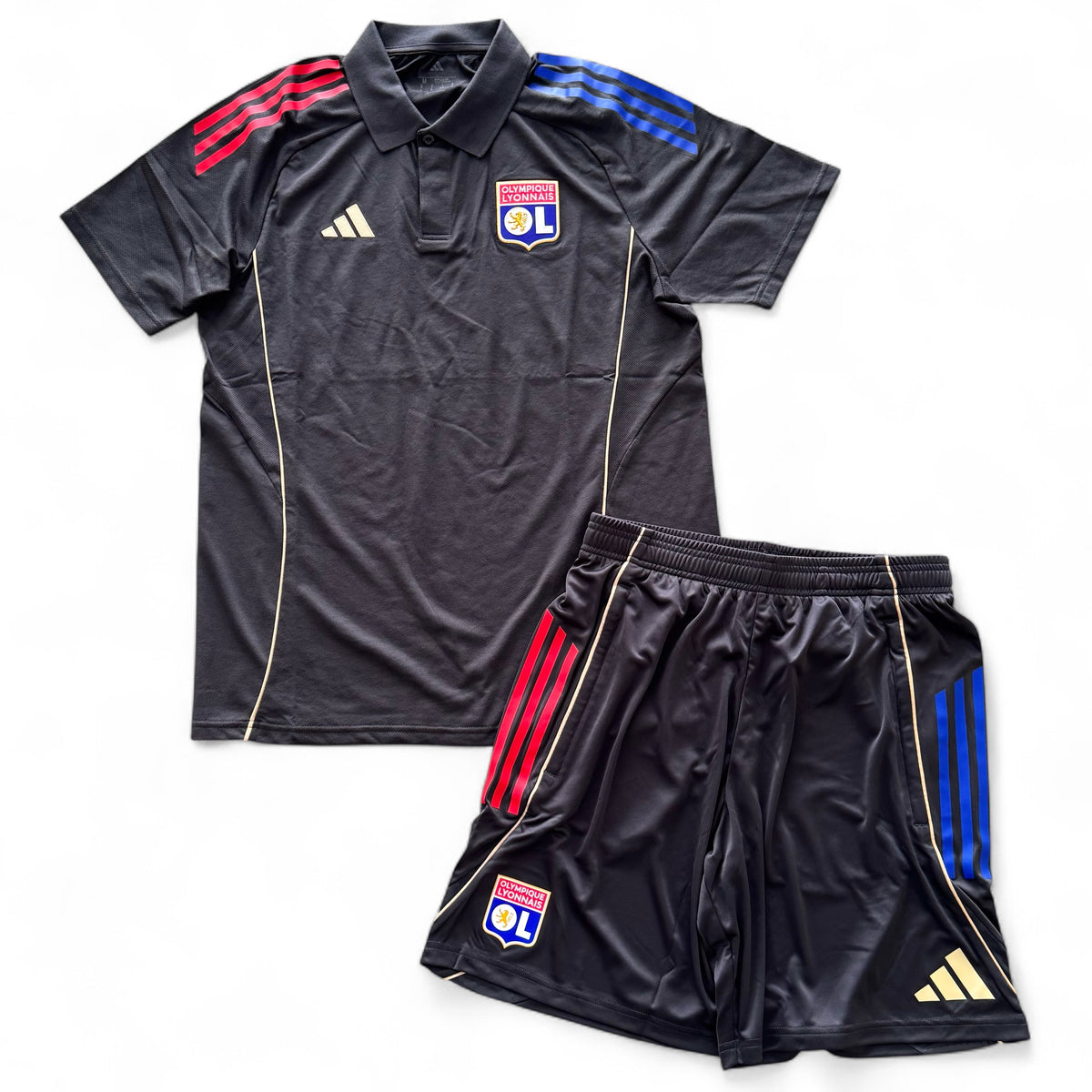 Outfit Adidas Lione Polo